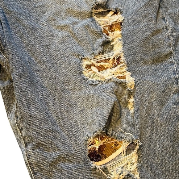 NWT TORRID 30R High Rise Straight Jeans With Gold Sequins Ripped Cuttoff Style - Picture 3 of 11